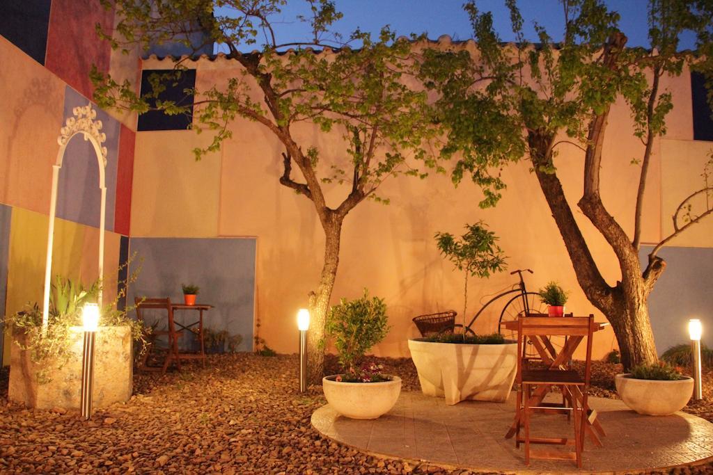 Hospedium Aloque Posada Hotel Rural Valdepenas Exterior photo